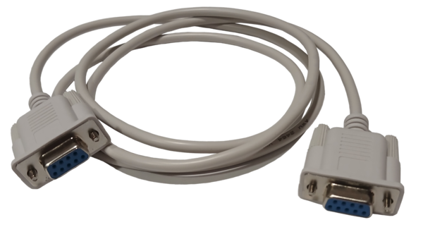 Un cavo null-modem medio